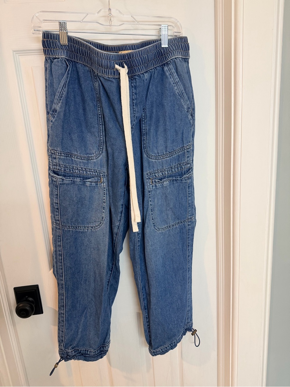 Jeans Subcategory Identification - Picture 2 of 4